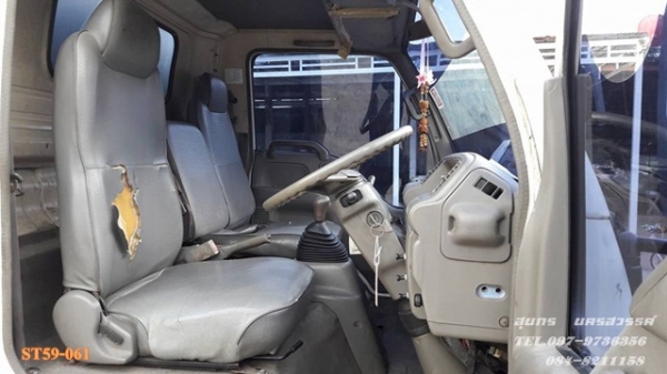 ขายด่วน รถบรรทุก 6 ล้อ ISUZU NPR 120 แรง 5M (รถห้างแท้) สภาพเดิมๆ สวยพร้อมใช้งาน ราคาสุดคุ้ม ขายด่วน รถบรรทุก 6 ล้อ ISUZU NPR 120 แรง 5M (รถห้างแท้) สภาพเดิมๆ สวยพร้อมใช้งาน ราคาสุดคุ้ม