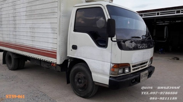 ขายด่วน รถบรรทุก 6 ล้อ ISUZU NPR 120 แรง 5M (รถห้างแท้) สภาพเดิมๆ สวยพร้อมใช้งาน ราคาสุดคุ้ม ขายด่วน รถบรรทุก 6 ล้อ ISUZU NPR 120 แรง 5M (รถห้างแท้) สภาพเดิมๆ สวยพร้อมใช้งาน ราคาสุดคุ้ม