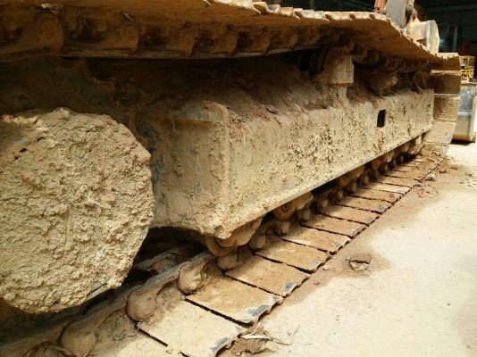 ขายรถแบคโฮ KOMATSU PC60-7 แอร์ไฟฟ้าพร้อม สภาพสวย สนใจโทร 081-970-1072