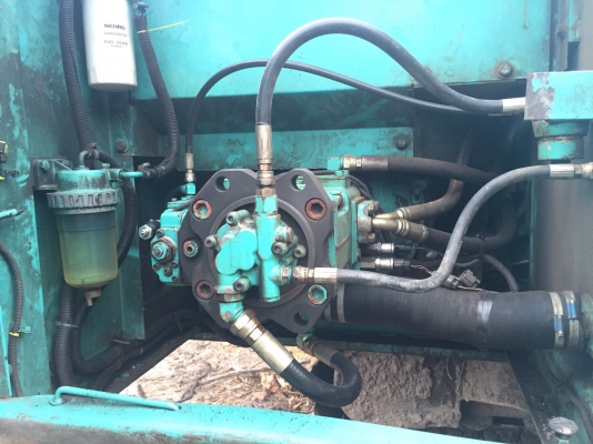 ขายรถแบคโฮ KOBELCO YN08 เครื่อง 6D34 มีเล่มทะเบียน สนใจโทร 081-970-1072