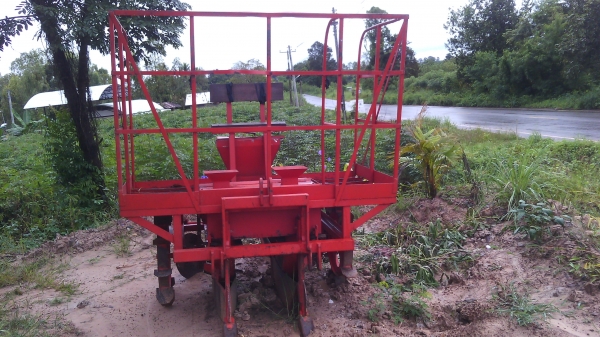 ขายเครื่องปลูกอ้อย ร่องคู่