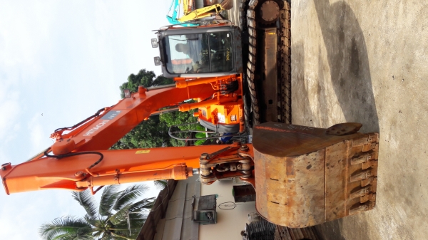 ขายHITACHI  ZX135US  มาใหม่  เก่าญี่ปุ่น..แท้...แทรค  70  ปี2008   5,xxx ชั่วโมง...โทร089-3818694  ดวงนภา