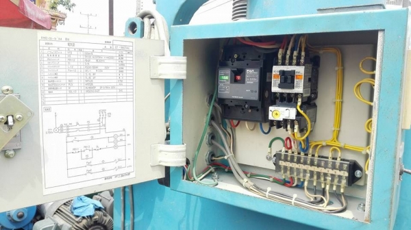 ** SOLD ** ตู้ยิงทรายญี่ปุ่น PNEUMA BLASTER Made in JAPAN ของลงตู้ญี่ปุ่นสดๆสภาพสวยอุปกรณ์ครบ