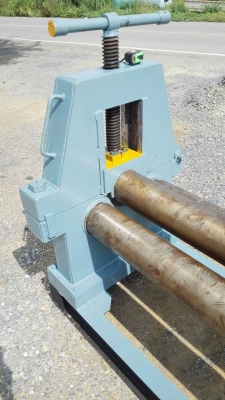 ** SOLD ** เครื่องม้วนเหล็กแผ่นประกอบใหม่ ขนาด 8 ฟุต 240 cm.เพลาตัน ม้วนหนา 12 mm. เต็มแผ่น 9 mm.เอางานมาลองได้ครับ!!