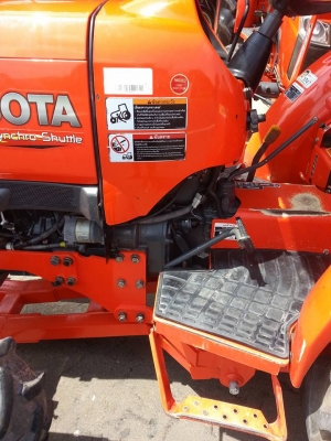 ขายครับ 36แรง ตัวรถ+ใบดัน  ราคา 245,000 บาท กันทรลักษ์ ศรีสะเกษ โทร.0816004753 สนใจต่อรองได้ครับ.