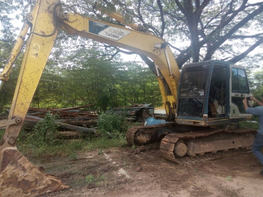 ขายKOBELCO  SK 120 MARK 3 เอกสารอินวอย ไฟฟ้าเต็ม รถเต็มสภาพ ชื้อเก่านอกมือเดว ชื้อใช้ชั่วโมงนื้ราคานื้สุดคุ้ม 725,000บ. สนใจติดต่อ 0835601591 หรือ 0903494058