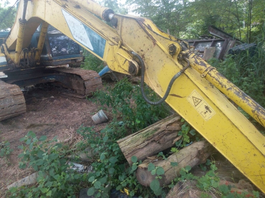 ขายKOBELCO  SK 120 MARK 3 เอกสารอินวอย ไฟฟ้าเต็ม รถเต็มสภาพ ชื้อเก่านอกมือเดว ชื้อใช้ชั่วโมงนื้ราคานื้สุดคุ้ม 725,000บ. สนใจติดต่อ 0835601591 หรือ 0903494058