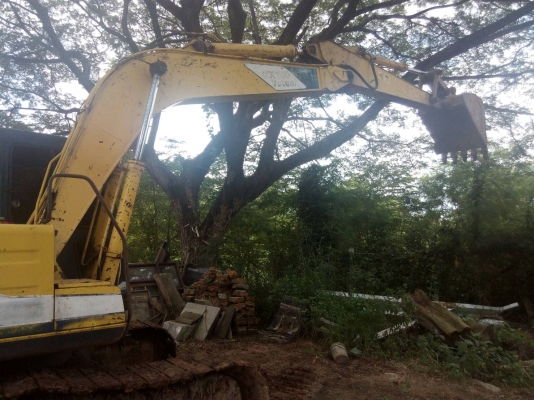 ขายKOBELCO  SK 120 MARK 3 เอกสารอินวอย ไฟฟ้าเต็ม รถเต็มสภาพ ชื้อเก่านอกมือเดว ชื้อใช้ชั่วโมงนื้ราคานื้สุดคุ้ม 725,000บ. สนใจติดต่อ 0835601591 หรือ 0903494058