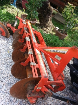 คูโบต้า L4708SP 4 WD ใบมีดตราช้าง ผานช้าง