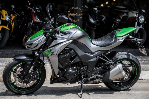 ขาย Kawasaki Z1000 มือสอง ขาย Kawasaki Z1000 มือสอง