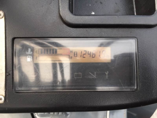 ขาย รถฟอร์คลิฟท์ TOYOTA 2.5ตัน เสา 4.5เมตร เครื่องดีเซล  เก่าญี่ปุ่น โทร.090-986-2521 อ๊อบ