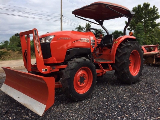 ขายรถไถคูโบต้า L4708SP 4WD2เพลา ใช้งานน้อย  500 ชม. รถสวยสภาพนางฟ้า พร้อมสุดๆ อุปกรณ์ใบดันหน้าและผานพรวน ราคา 458,000 บาท สนใจโทร 081-9136451 หรือ ขอดูรูปเพิ่มเติมทาง line:bow6451