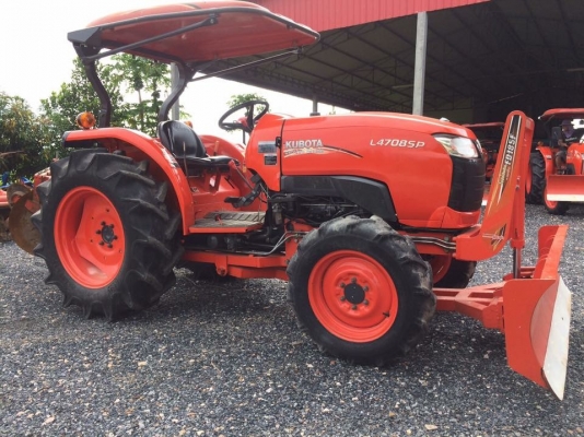 ขายรถไถคูโบต้า L4708SP 4WD2เพลา ใช้งานน้อย  500 ชม. รถสวยสภาพนางฟ้า พร้อมสุดๆ อุปกรณ์ใบดันหน้าและผานพรวน ราคา 458,000 บาท สนใจโทร 081-9136451 หรือ ขอดูรูปเพิ่มเติมทาง line:bow6451