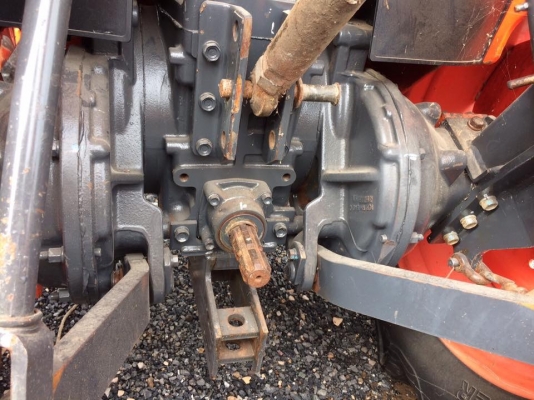 ขายรถไถคูโบต้า L4708SP 4WD2เพลา ใช้งานน้อย  500 ชม. รถสวยสภาพนางฟ้า พร้อมสุดๆ อุปกรณ์ใบดันหน้าและผานพรวน ราคา 458,000 บาท สนใจโทร 081-9136451 หรือ ขอดูรูปเพิ่มเติมทาง line:bow6451