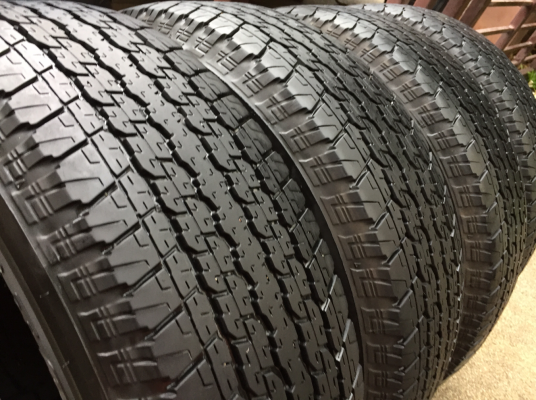 ยาง Bridgestone 245 70 16 ปี16 ดอกเต็ม เนื้อนิ่ม ไม่มีปะ ราคาไม่แพง ยาง Bridgestone 245 70 16 ปี16 ดอกเต็ม เนื้อนิ่ม ไม่มีปะ ราคาไม่แพง