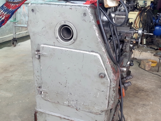 แท่นกลึง ต้าชิง 1000 บี 6 ฟุต 3 เพลา เกียร์บล็อก พร้อมใช้งาน สวยๆ สีเดิมๆๆ 78,000