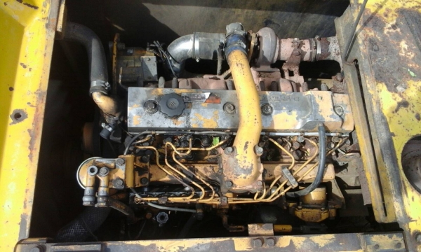 ขายแบ็คโฮPC200รุ่น5 เอกสารอินวอยร์ 890,000ต่อรองได้ครับ0892095791