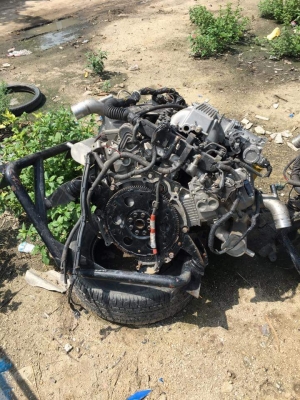 ขายเครื่อง โตโยต้า UZ สองตัว สนใจ 0927459124, 0945291415   เพชรบุรี