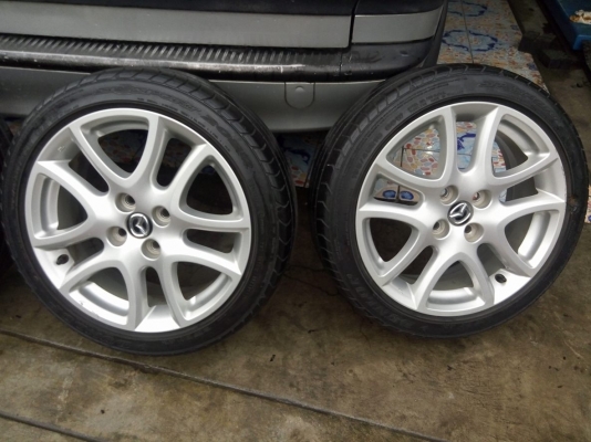 แม็กเดิมมาสด้าขอบ 16 ใส่รถ 4 รู 100 ได้หลายรุ่น พร้อมยางดันลอป แม็กเดิมมาสด้าขอบ 16 ใส่รถ 4 รู 100 ได้หลายรุ่น พร้อมยางดันลอป