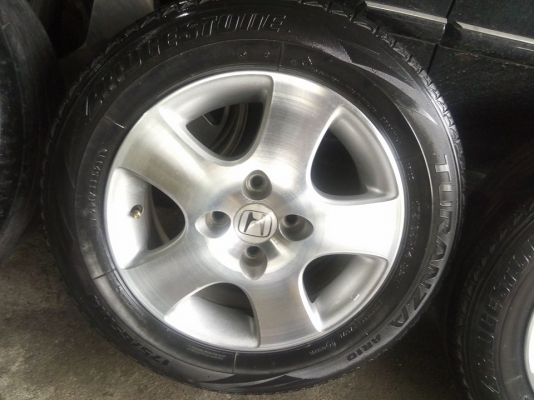 แม็กเดิม ขอบ 14 ใส่รถได้หลายรุ่น พร้อมยาง 2400 บาท แม็กเดิม ขอบ 14 ใส่รถได้หลายรุ่น พร้อมยาง 2400 บาท