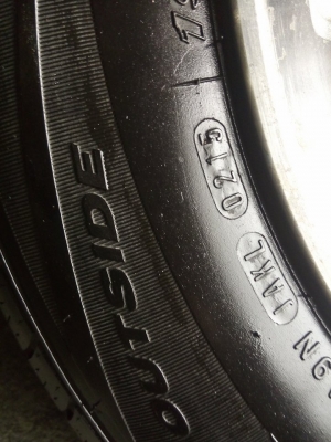 แม็กขอบ 15 ใส่รถ 5 รู 114 พร้อมยางปี 15 ดอกเต็ม แม็กขอบ 15 ใส่รถ 5 รู 114 พร้อมยางปี 15 ดอกเต็ม