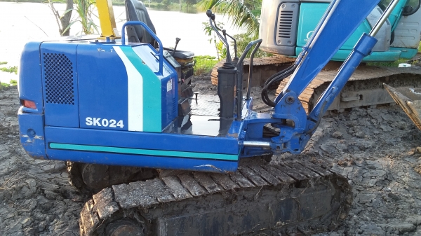 ขาย sk 024 พร้อมใช้งานสภาพเก่านอก ระบบดีขับนิ่ม ปั๊มแรง