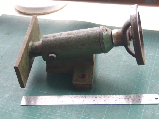 ปากกาบีบจับชิ้นงาน