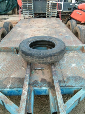 ขายรถเกี่ยวข้าว DC70รุ่นรองกระสอบ ทำงานพันสามร้อย ชม. ช่วงล่างเต็มสภาพเดิมสวย ออกป้ายแดงเจ้าของขับเอง เช็คใหม่พร้อมลงเกี่ยว