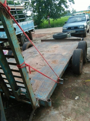 ขายรถเกี่ยวข้าว DC70รุ่นรองกระสอบ ทำงานพันสามร้อย ชม. ช่วงล่างเต็มสภาพเดิมสวย ออกป้ายแดงเจ้าของขับเอง เช็คใหม่พร้อมลงเกี่ยว