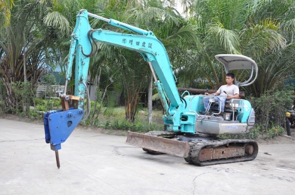 ขายแบคโฮ KOBELCO SK45 หัวแย๊ก บุ้งกี๋ ปั้มนิ้ว แทรคยาง ครบๆ สวยเดิมจากญี่ปุ่น ทำงานสมบูรณ์ทุกระบบ รับรองไม่ผิดหวัง 490,000 เท่านั้น!!