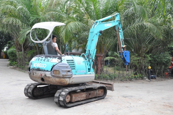 ขายแบคโฮ KOBELCO SK45 หัวแย๊ก บุ้งกี๋ ปั้มนิ้ว แทรคยาง ครบๆ สวยเดิมจากญี่ปุ่น ทำงานสมบูรณ์ทุกระบบ รับรองไม่ผิดหวัง 490,000 เท่านั้น!!
