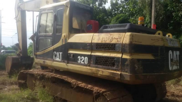 ขายแพ็คคู่ 2 คัน 1,150,000 บาท CAT320V1 และ KOMATSU PC200-5 สภาพพร้อมใช้ รถอยู่ จ.ขอนแก่น 090-772-3710 090-772-3708 ขายแพ็คคู่ 2 คัน 1,150,000 บาท CAT320V1 และ KOMATSU PC200-5 สภาพพร้อมใช้ รถอยู่ จ.ขอนแก่น 090-772-3710 090-772-3708