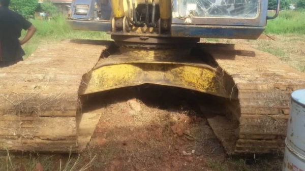 ขายแพ็คคู่ 2 คัน 1,150,000 บาท CAT320V1 และ KOMATSU PC200-5 สภาพพร้อมใช้ รถอยู่ จ.ขอนแก่น 090-772-3710 090-772-3708 ขายแพ็คคู่ 2 คัน 1,150,000 บาท CAT320V1 และ KOMATSU PC200-5 สภาพพร้อมใช้ รถอยู่ จ.ขอนแก่น 090-772-3710 090-772-3708