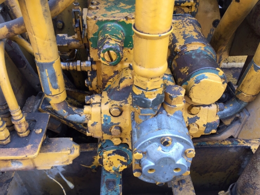 ขายด่วนรถบด3ล้อเหล็กขนาด12.5ตัน DYNAPAC CS12 เก่านอก พร้อมใช้งาน