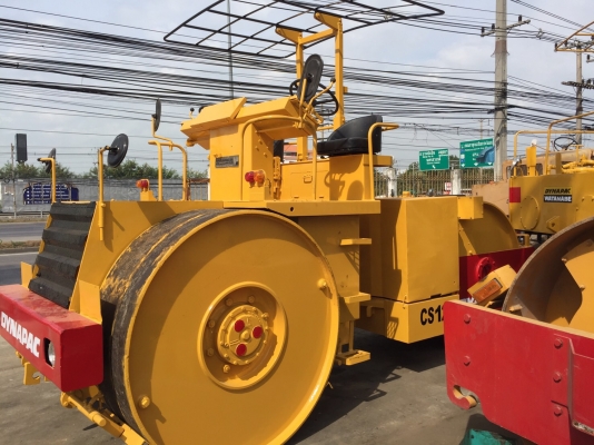 ขายด่วนรถบด3ล้อเหล็กขนาด12.5ตัน DYNAPAC CS12 เก่านอก พร้อมใช้งาน