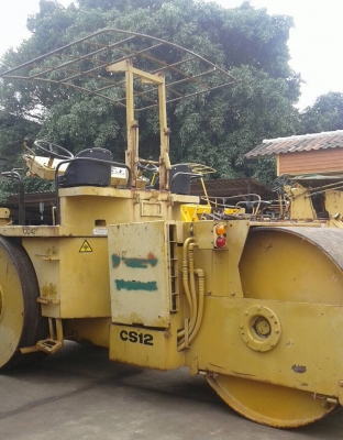 ขายด่วนรถบด3ล้อเหล็กขนาด12.5ตัน DYNAPAC CS12 เก่านอก พร้อมใช้งาน