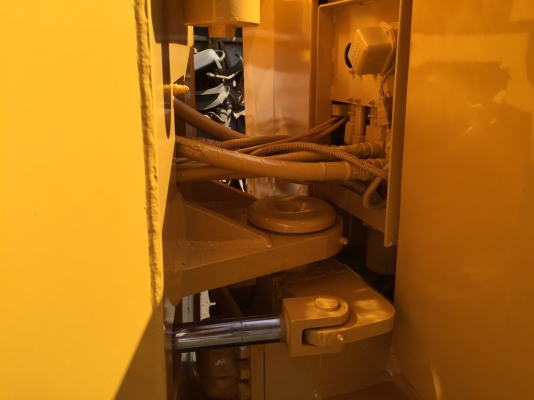 ขายด่วนรถบด3ล้อเหล็กขนาด12.5ตัน DYNAPAC CS12 เก่านอก พร้อมใช้งาน