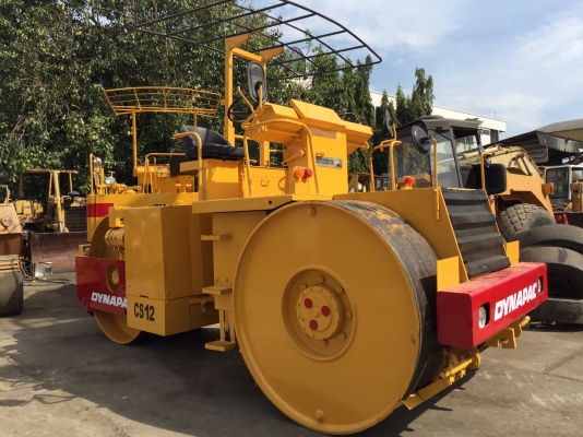 ขายด่วนรถบด3ล้อเหล็กขนาด12.5ตัน DYNAPAC CS12 เก่านอก พร้อมใช้งาน