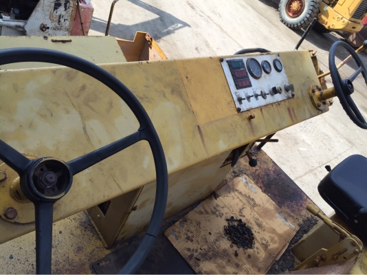 ขายด่วนรถบด3ล้อเหล็กขนาด12.5ตัน DYNAPAC CS12 เก่านอก พร้อมใช้งาน