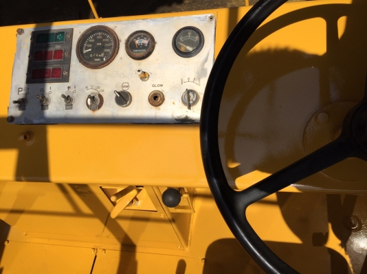 ขายด่วนรถบด3ล้อเหล็กขนาด12.5ตัน DYNAPAC CS12 เก่านอก พร้อมใช้งาน