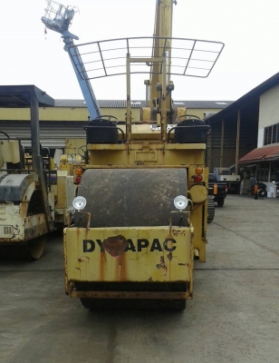 ขายด่วนรถบด3ล้อเหล็กขนาด12.5ตัน DYNAPAC CS12 เก่านอก พร้อมใช้งาน