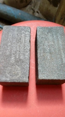 ขายหินขัดพื้น ลับมีดตราคนป่าขนาดยาว4"×กว้าง2"×หนา2" Made in England.รุ่นเหลี่ยมสั้น ขายหินขัดพื้น ลับมีดตราคนป่าขนาดยาว4"×กว้าง2"×หนา2" Made in England.รุ่นเหลี่ยมสั้น