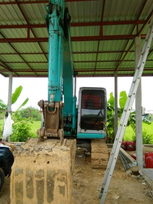 ขายรถขุดแบ็คโค kobelco sk115 ตูดกลม ระบบไฟฟ้าครบ ช่วงล่างดี เอกสารใบอินวอยซ์