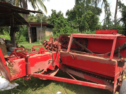 ขายเครื่องอัดฟาง นิวฮอลแลนด์ 276เช็คพร้อมลุย ราคาเบาๆ