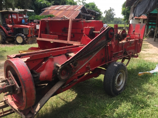 ขายเครื่องอัดฟาง นิวฮอลแลนด์ 276เช็คพร้อมลุย ราคาเบาๆ