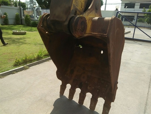 ขาย SUMITOMO SH200-5 5xxxชม. ปี2012 นำเข้าญี่ปุ่น ขายไม่แพงครับ BY NDTT 061-419-4021 ไปป์ครับ