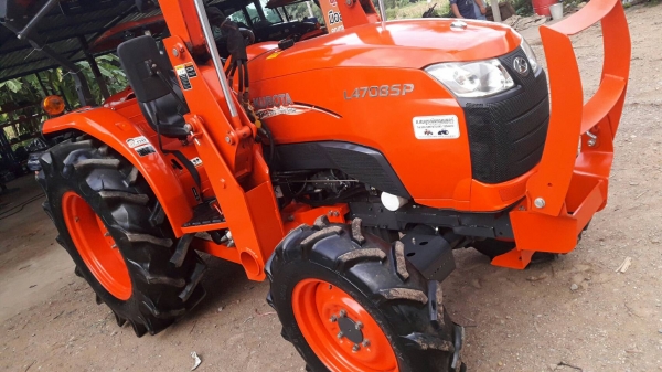 ขายรถไถคูโบต้า KUBOTA L4708SP (4WD)พร้อมบุ้งกี๋ ขายรถไถคูโบต้า KUBOTA L4708SP (4WD)พร้อมบุ้งกี๋