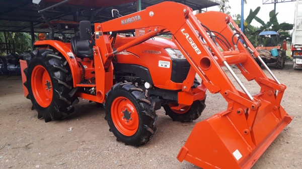 ขายรถไถคูโบต้า KUBOTA L4708SP (4WD)พร้อมบุ้งกี๋ ขายรถไถคูโบต้า KUBOTA L4708SP (4WD)พร้อมบุ้งกี๋