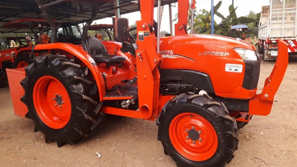 ขายรถไถคูโบต้า KUBOTA L4708SP (4WD)พร้อมบุ้งกี๋ ขายรถไถคูโบต้า KUBOTA L4708SP (4WD)พร้อมบุ้งกี๋