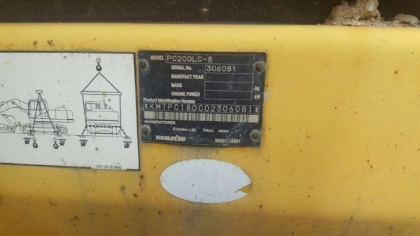 ขายรถขุดบูมยาว 18 เมตร PC200LC-8 ขายรถขุดบูมยาว 18 เมตร PC200LC-8